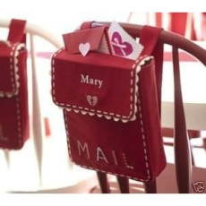 Valentines Mail Pouch Free Tutorial