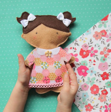 Felt Paper Doll FREE Tutorial and Pattern
