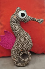 Seahorse Plush FREE Sewing Pattern and Tutorial