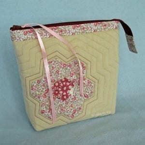 Quilted zippered pouch tutorial