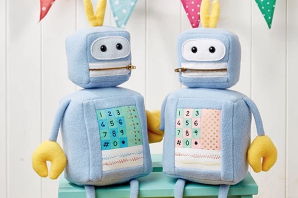 Robot Toy FREE Sewing Pattern and Tutorial
