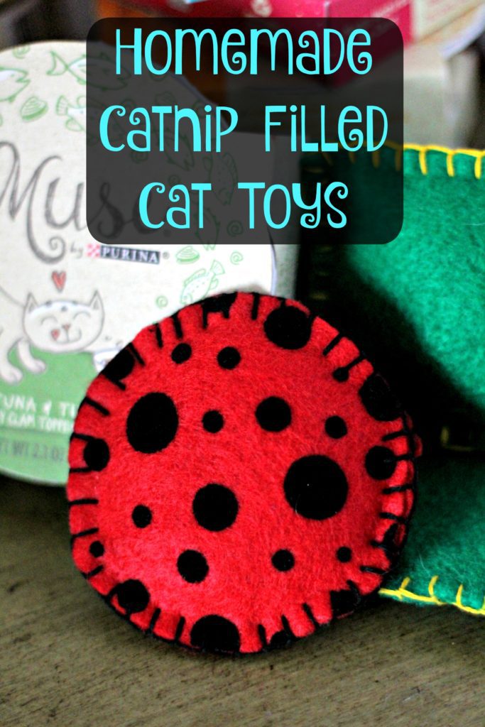 Homemade Catnip Filled Cat Toys FREE Sewing Tutorial