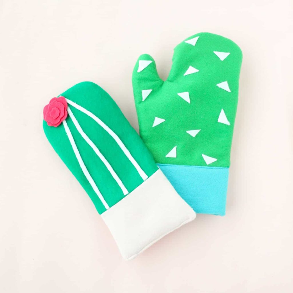 DIY Cactus Oven Mitts FREE Sewing Tutorial