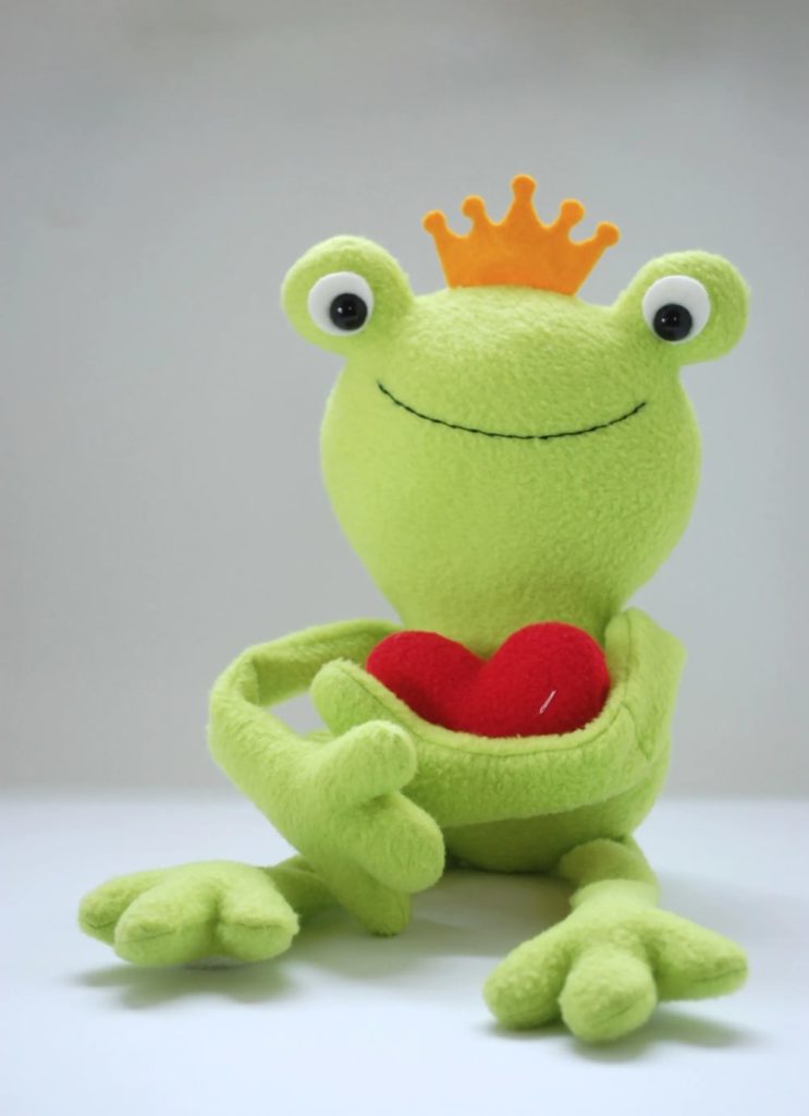 Ferdinand the Frog FREE Sewing Pattern and Tutorial