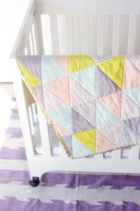 One Hour Triangle Quilt FREE Tutorial