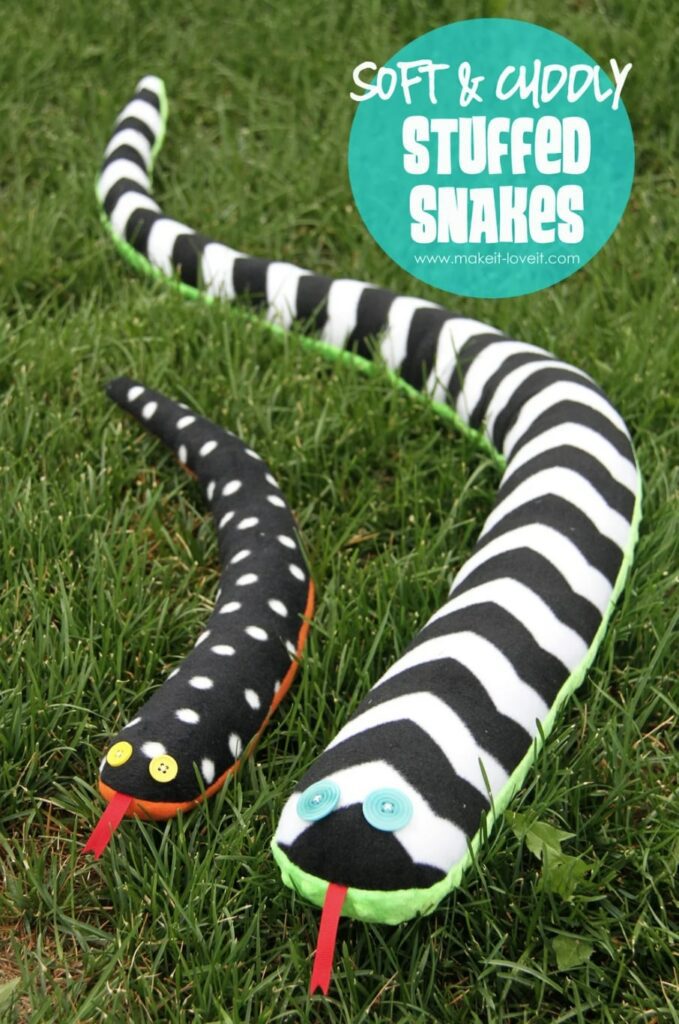 Stuffed Toy Snakes FREE Sewing Tutorial
