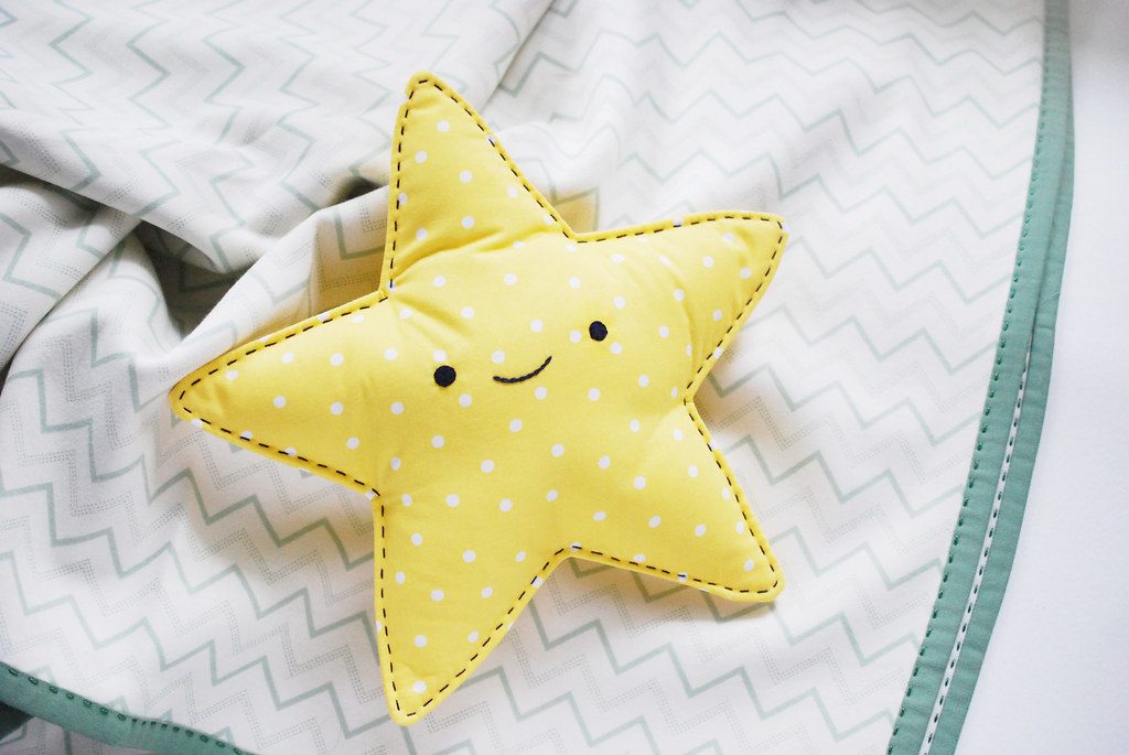Star Snuggler FREE Sewing Pattern and Tutorial