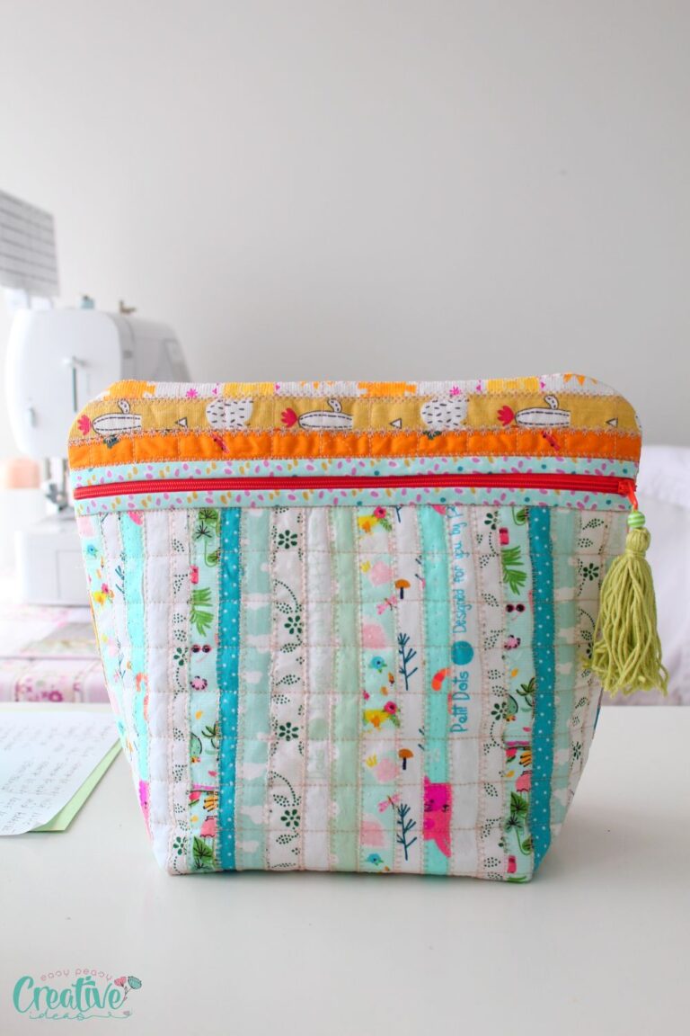 Quilted Toiletry Bag: a thoughtful travel make